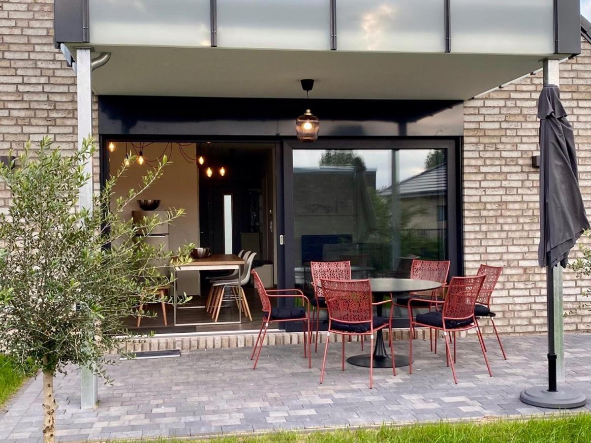Ferienhaus Moin. Am Harkebruegger See Mit Sauna Barssel  Esterno foto